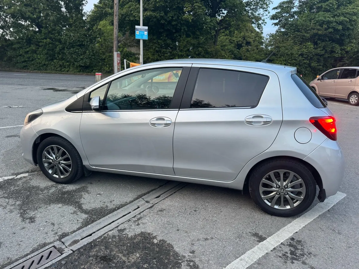 Toyota Yaris Sol - Image 3