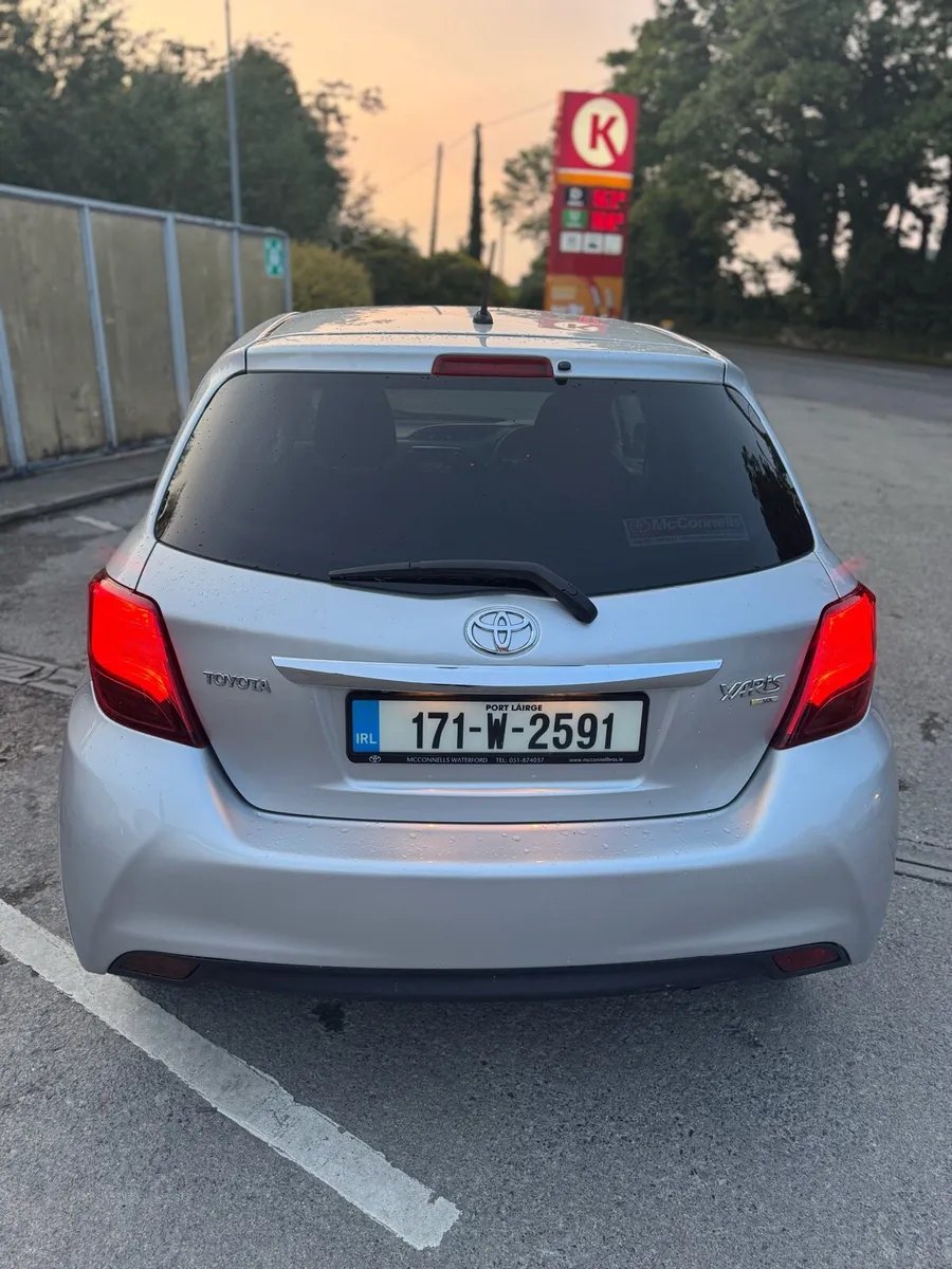 Toyota Yaris Sol - Image 4