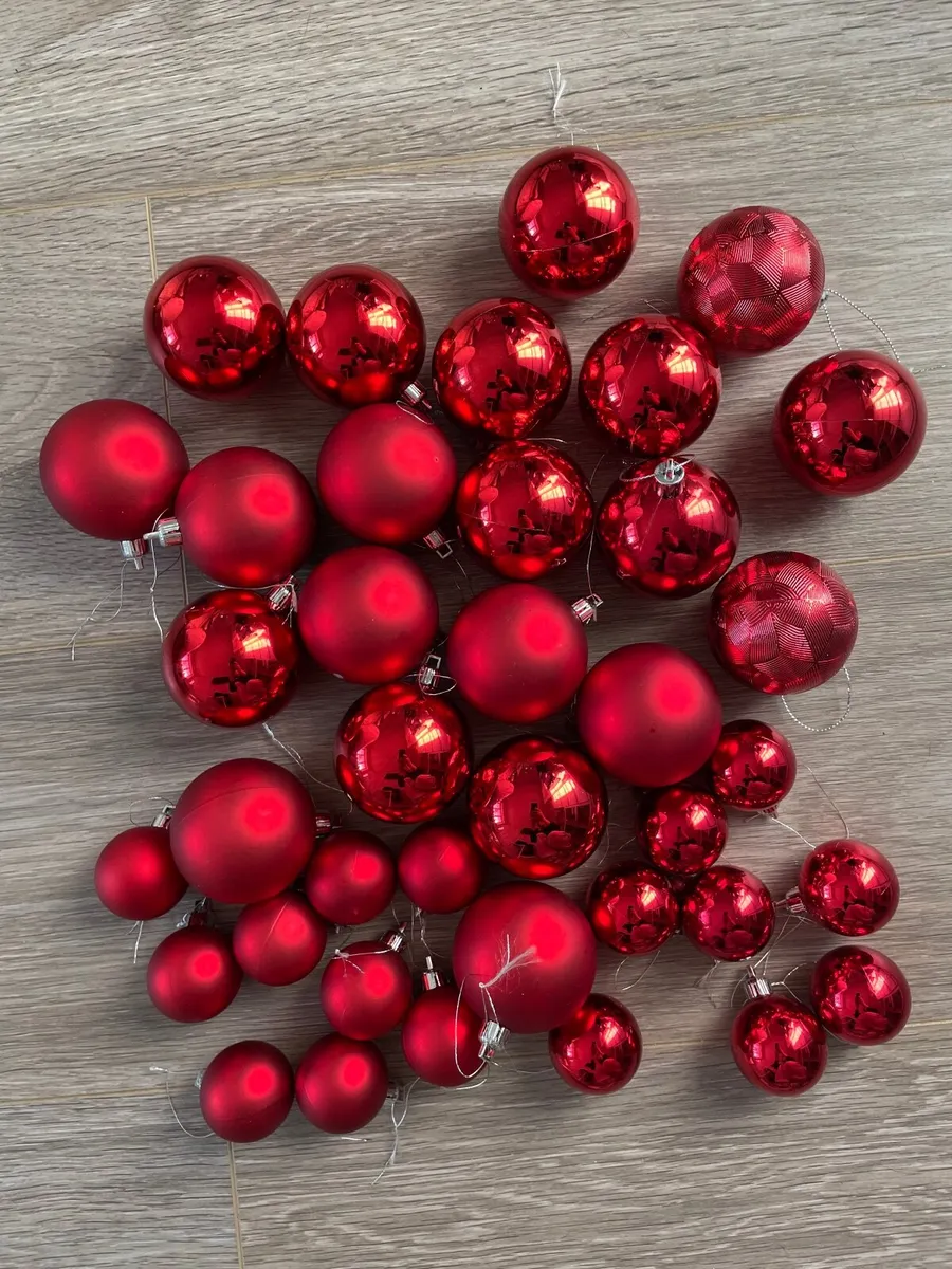 Red Baubles - Image 3