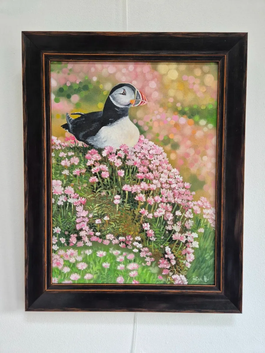 Puffin in Sea Pinks - Image 4