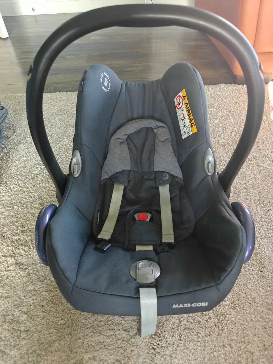 Maxi Cosi Baby Car Seat - Image 4