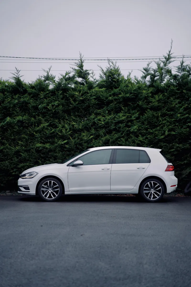🌟Volkswagen Golf 1.4 TSI Highline 2018🌟 - Image 2
