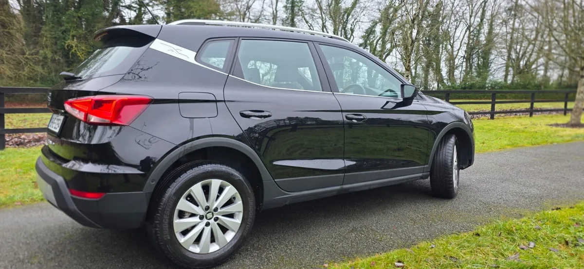 19 SEAT Arona EXCELLECE 1 LITRE TINY KMS - Image 4