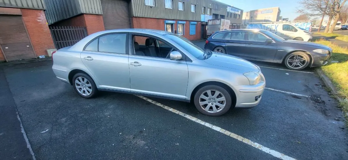 Toyota Avensis.   LOW Miealage. Fresh NCT 03.2027 - Image 2