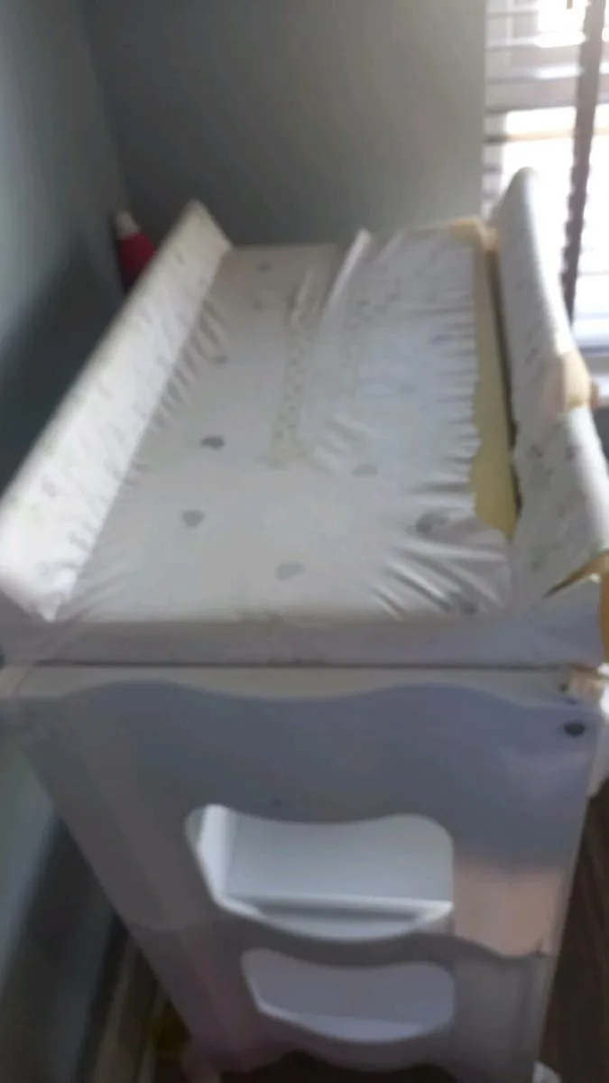 Baby Changing Unit FREE - Image 3