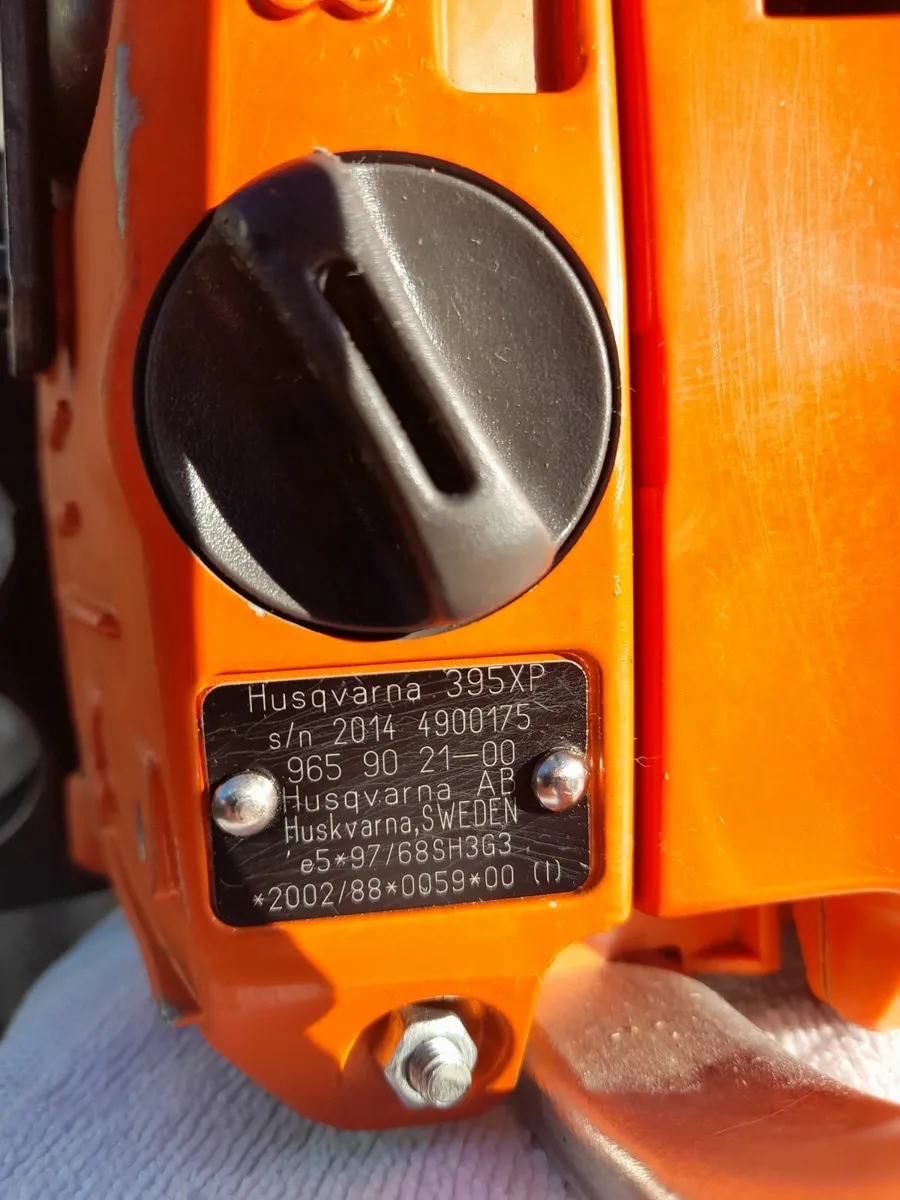 Selling Chainsaw - Image 2