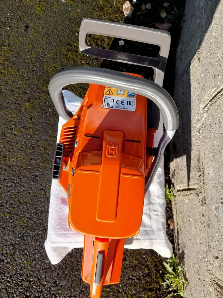 Selling Chainsaw - Image 3