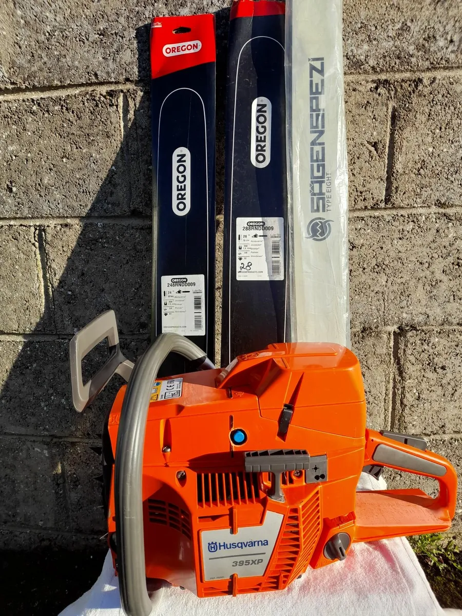 Selling Chainsaw - Image 1