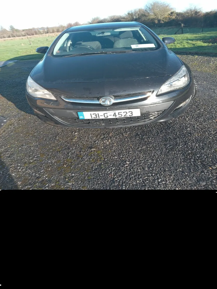 Vauxhall Astra 2013 - Image 1