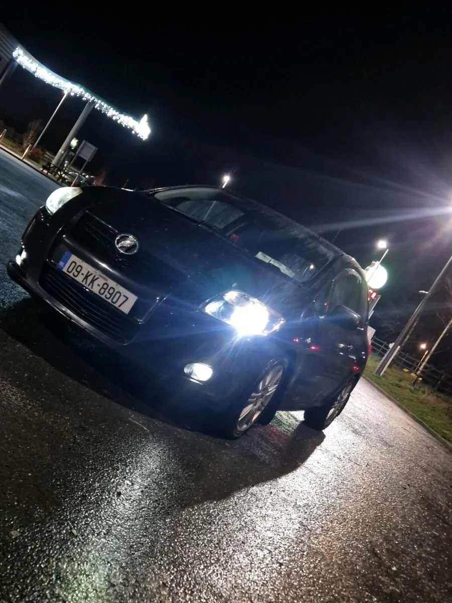 Toyota Auris SR D4D - Image 1