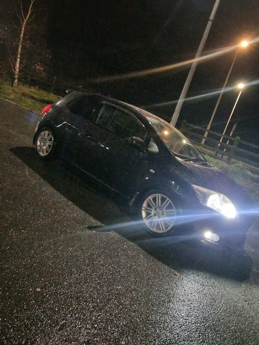 Toyota Auris SR D4D - Image 2