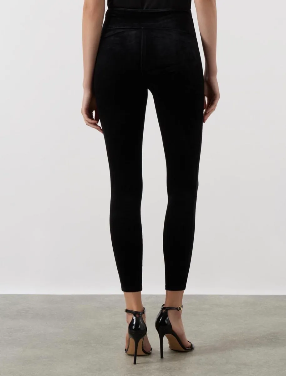 SPANX BRAND NEW- Black- Velvet-style - Image 3