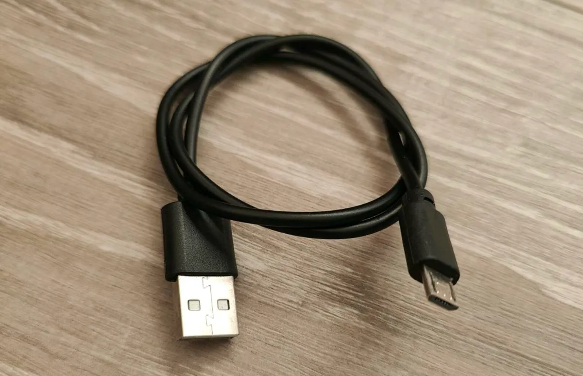 USB A female to micro usb cable - Image 2