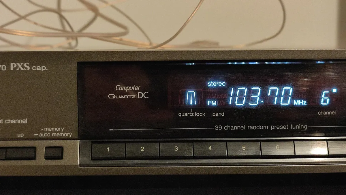 Technics ST-G470 Quartz AM/FM Stereo Tuner - Image 4