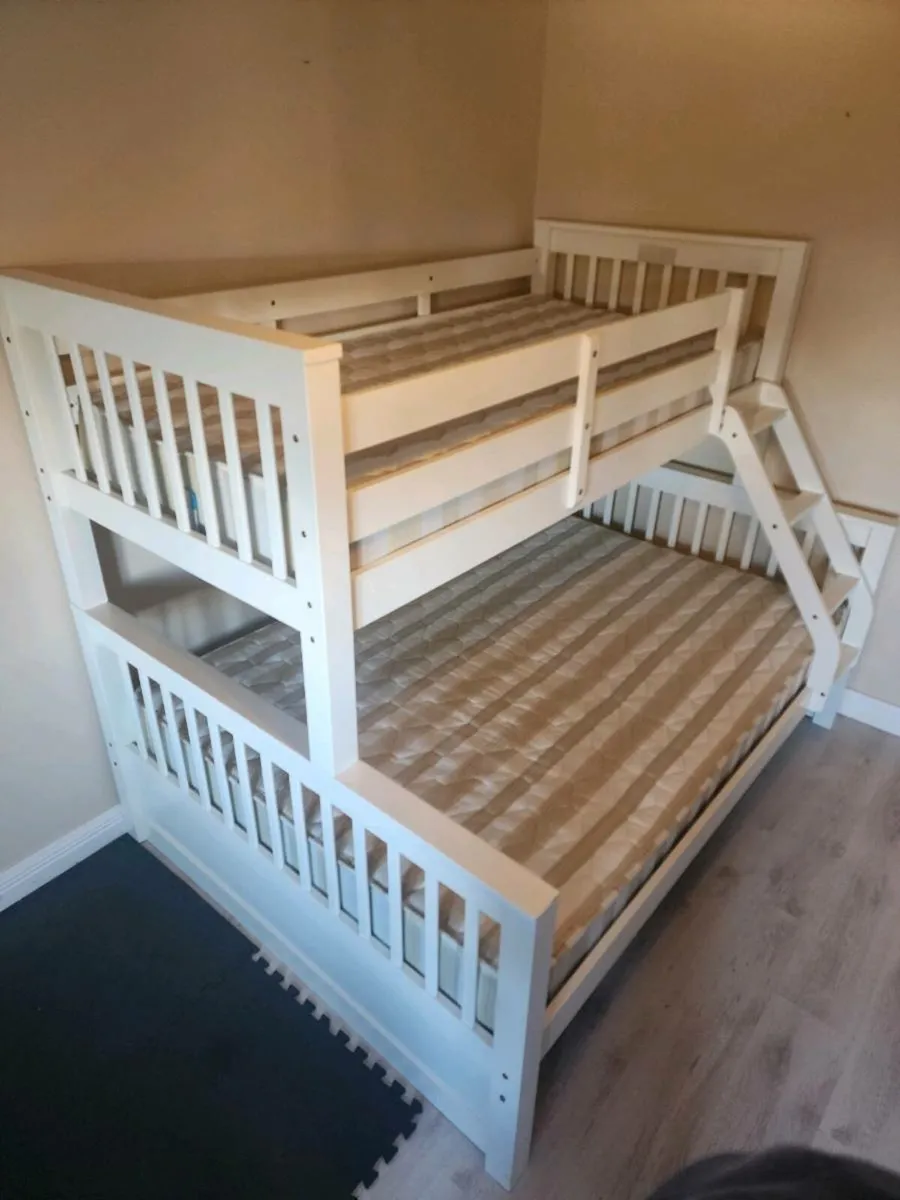 EZ Living double bunk bed - Image 2