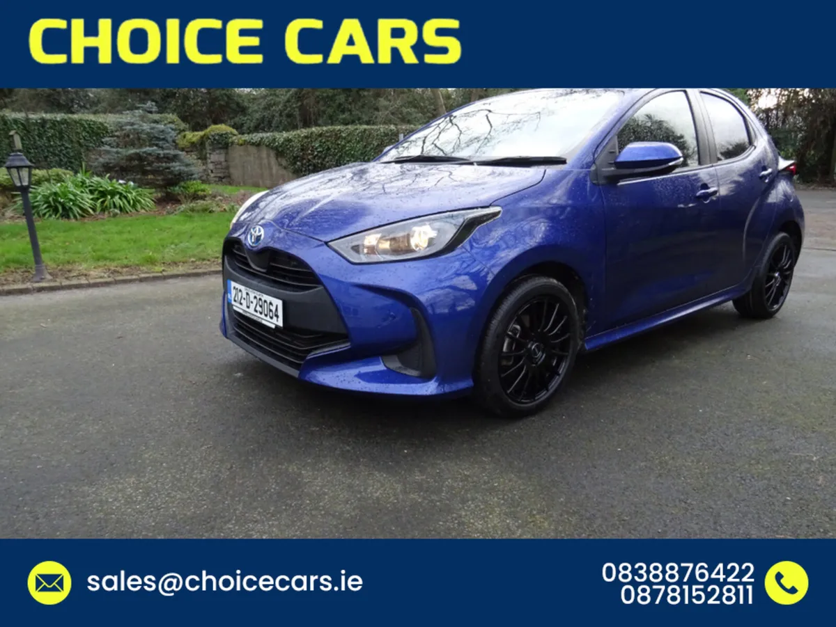 Toyota Yaris 1.5 AUTO HYBRID - Image 2