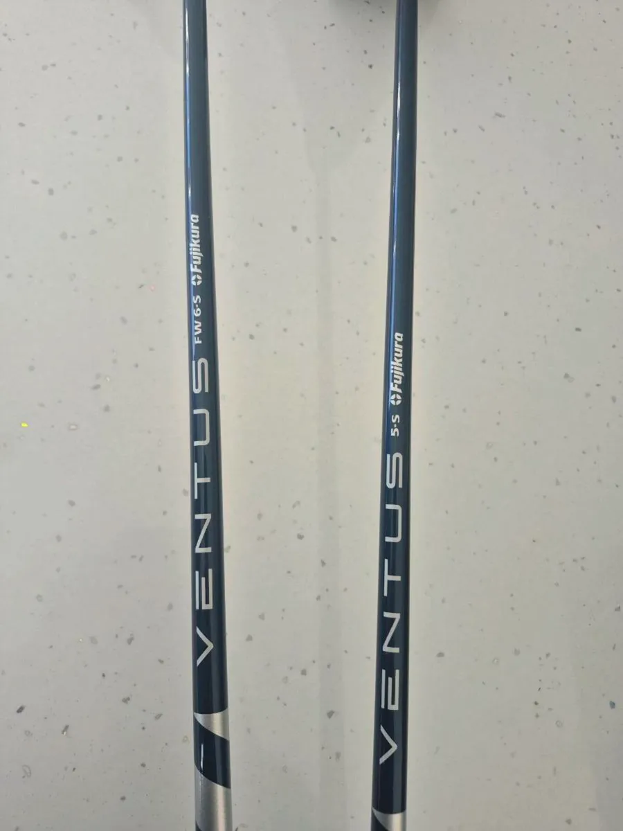 Taylomade SIM2 Driver and 3 wood - Image 3