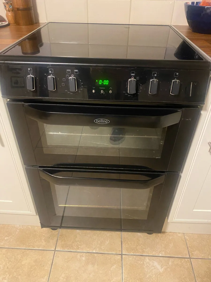 Oven - Image 1