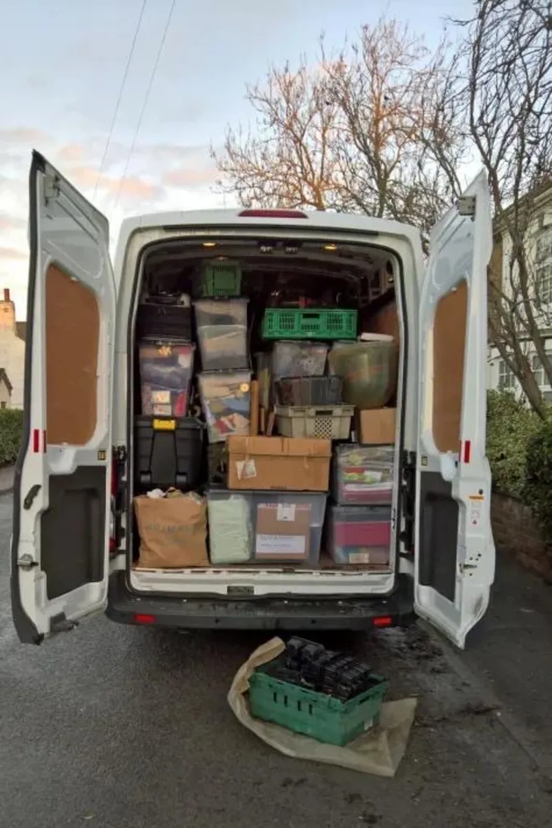 Man with a van - Image 2