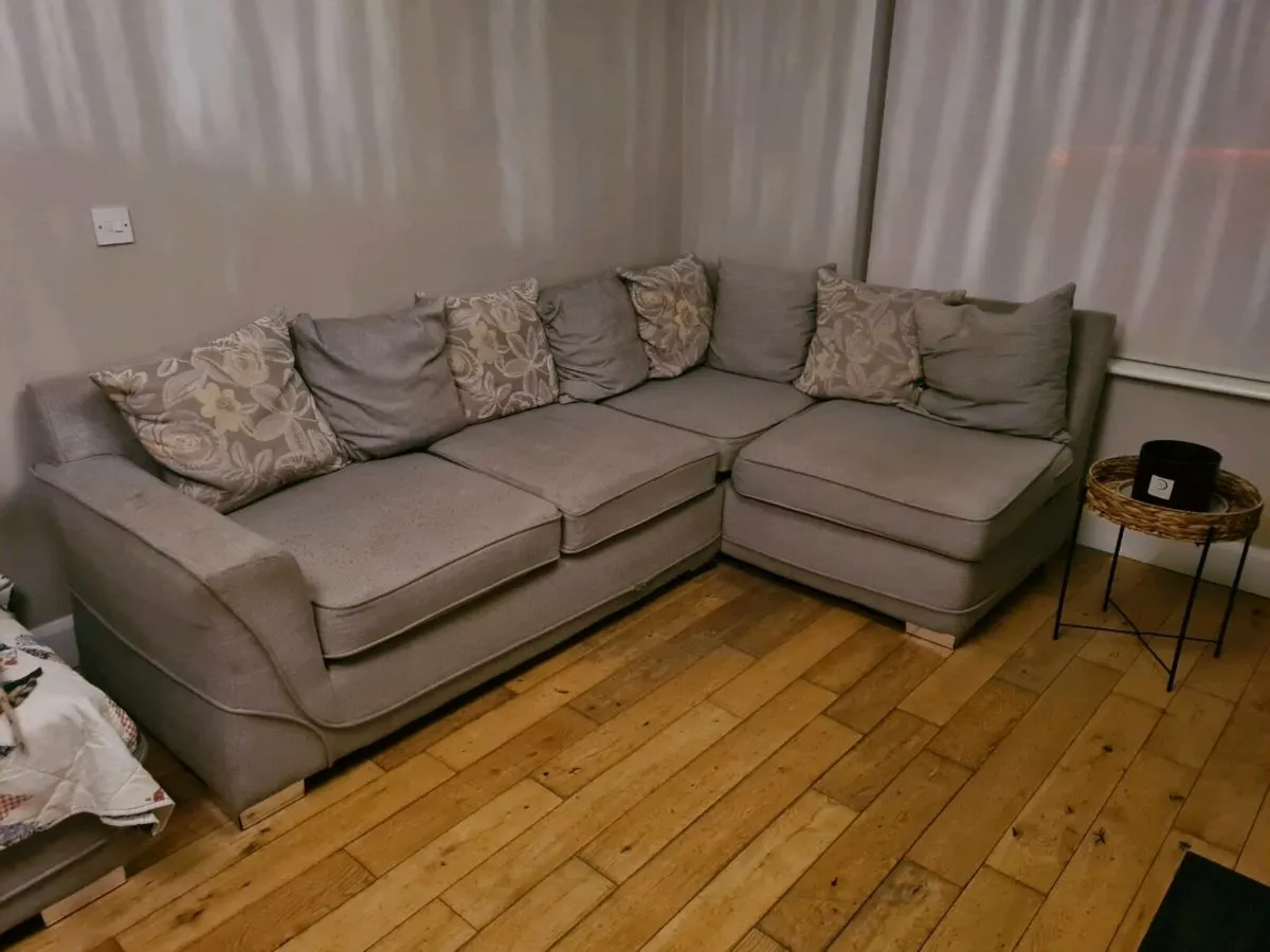 Corner sofa - Image 2