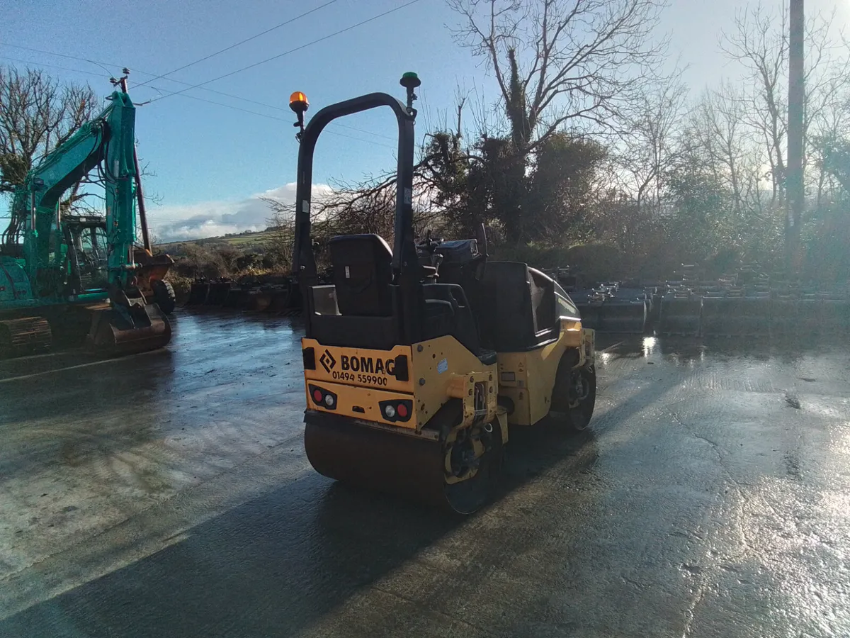 BOMAG  BW120  AD-5  (2013) - Image 2
