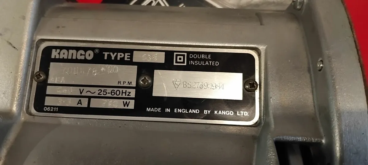 Kango 638 Concrete Breaker 240v - Image 4