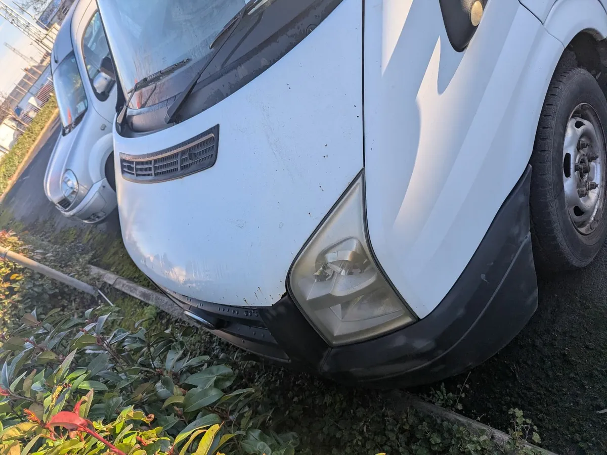 Ford Transit 2012 - Image 2