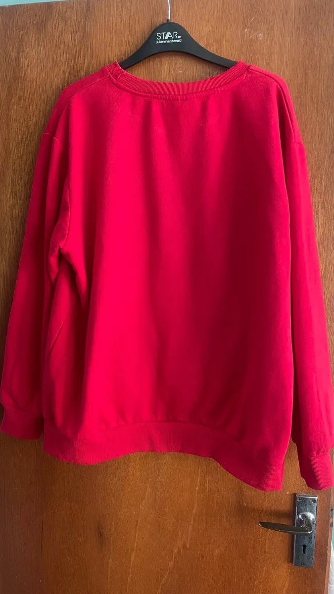 Womens jumper large - Image 3