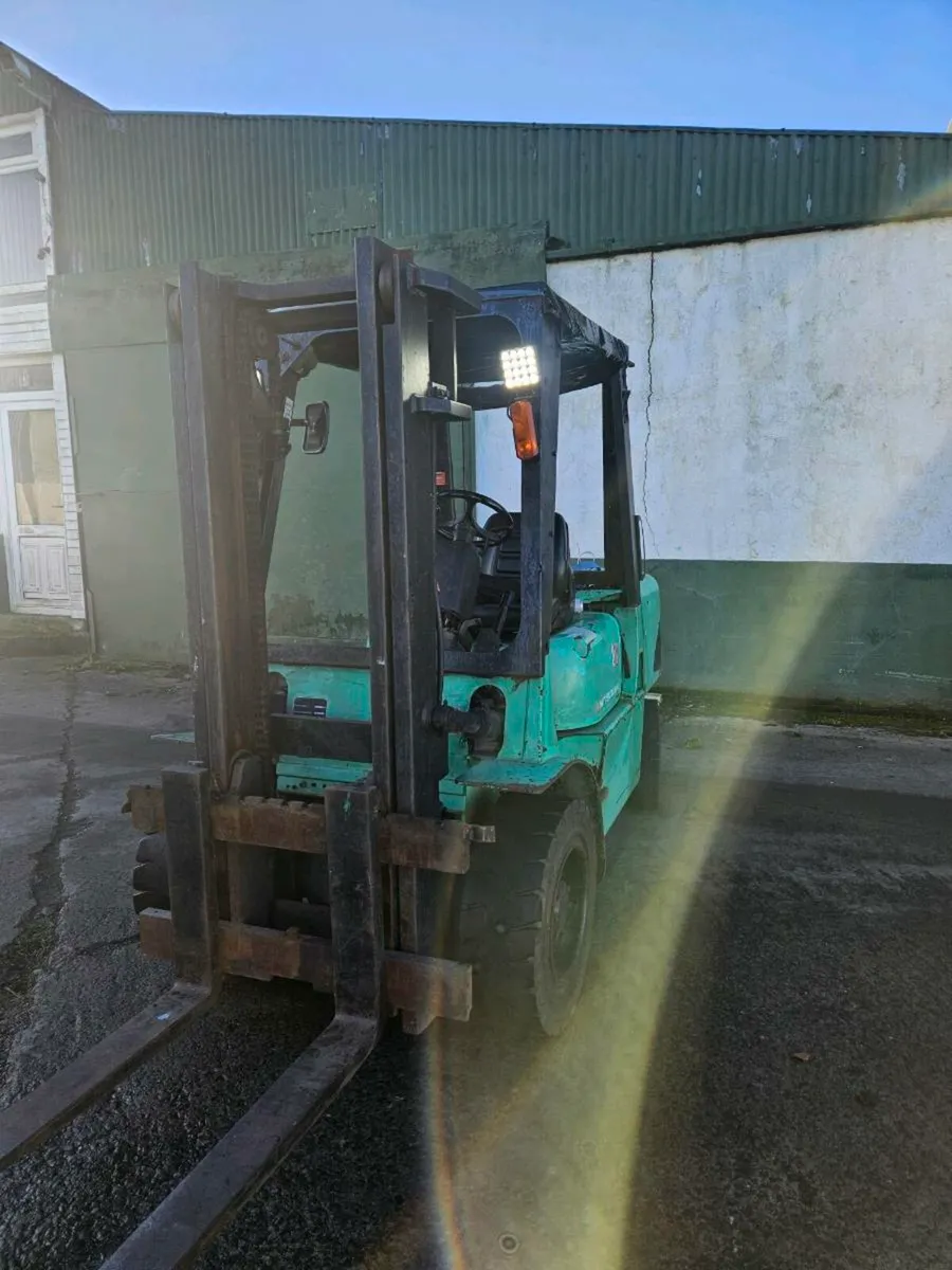 Mitsubishi Diesel Forklift - Image 2