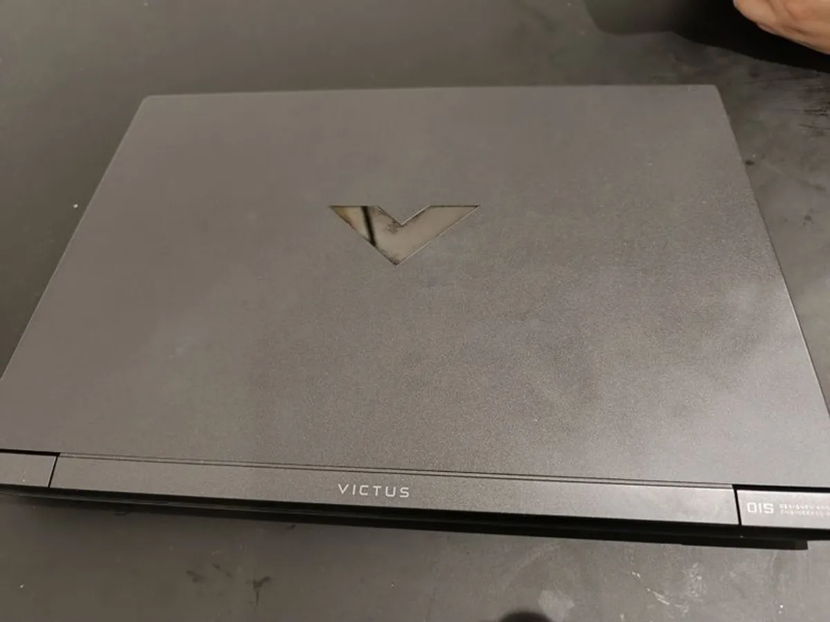 Hp Victus Gaming 144hz - Image 3