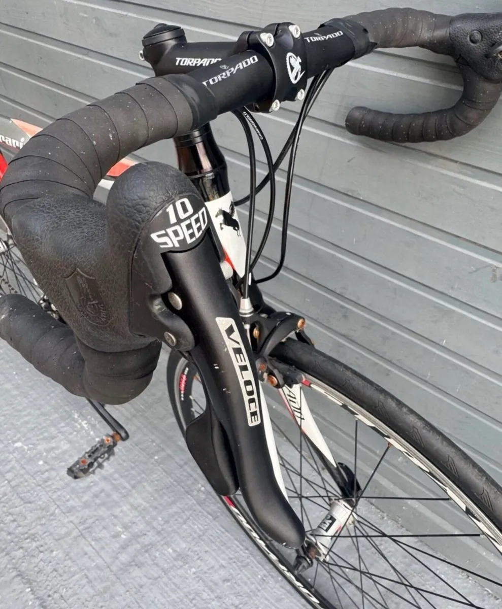 High End Lightweight Road Bike - Image 3