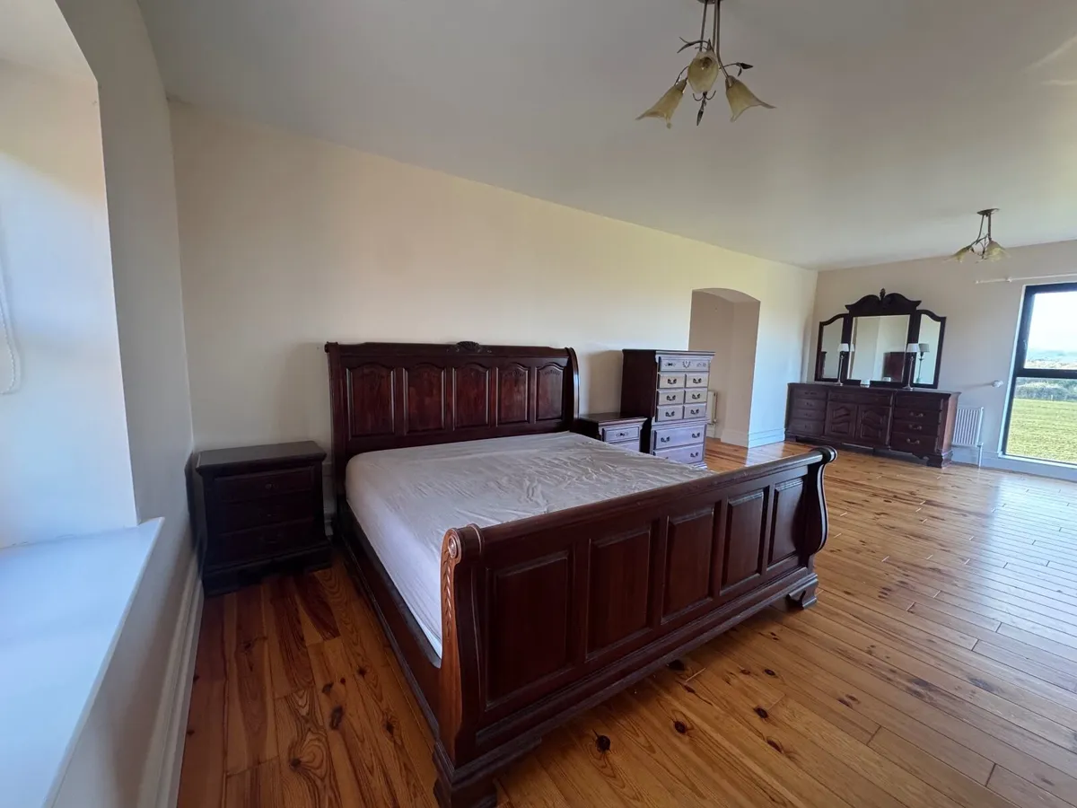 Solid Wood King Size Bedroom Furniture Suite - Image 1