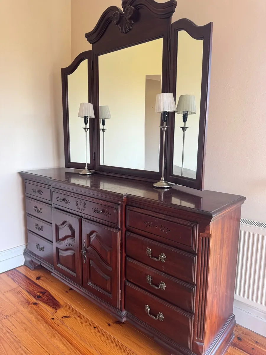 Solid Wood King Size Bedroom Furniture Suite - Image 2