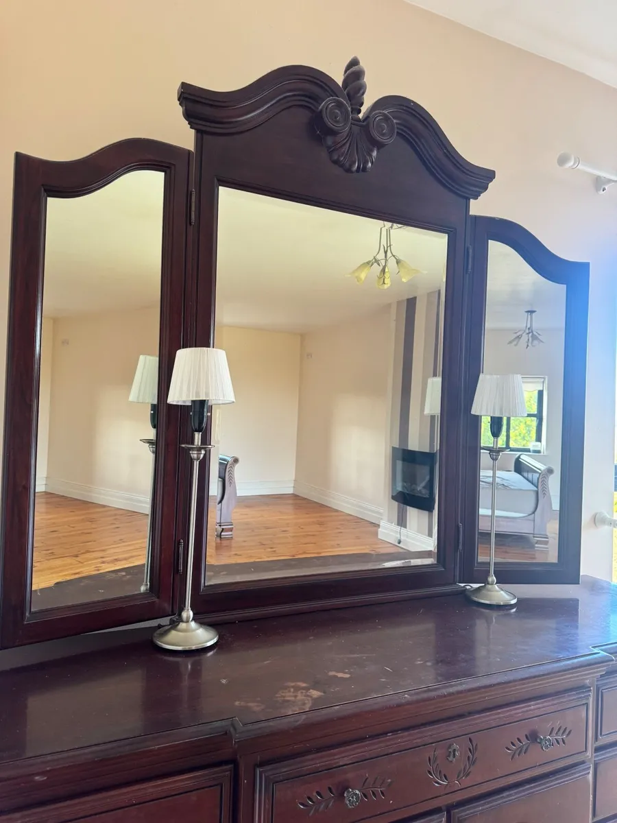 Solid Wood King Size Bedroom Furniture Suite - Image 4