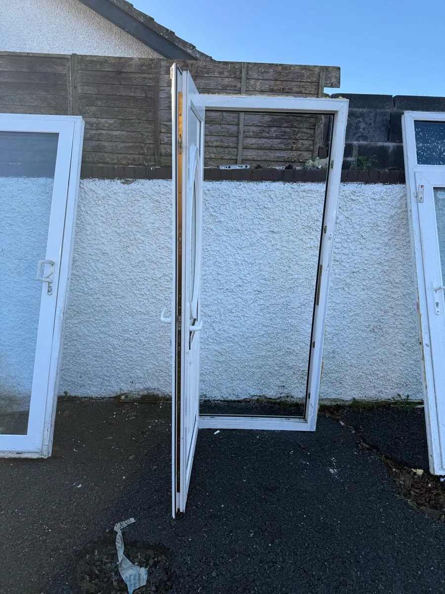 Pvc front door - Image 4
