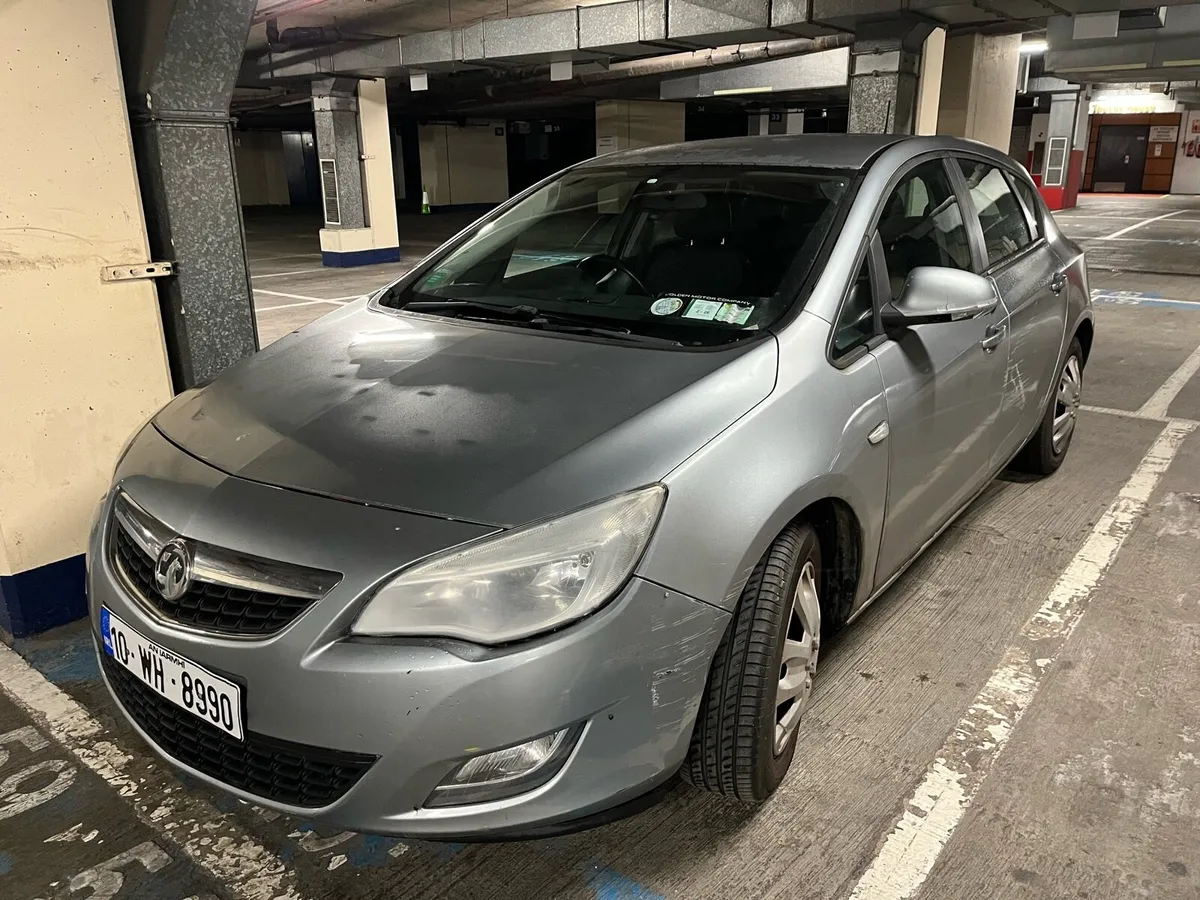 Vauxhall Astra 2010 - Image 3