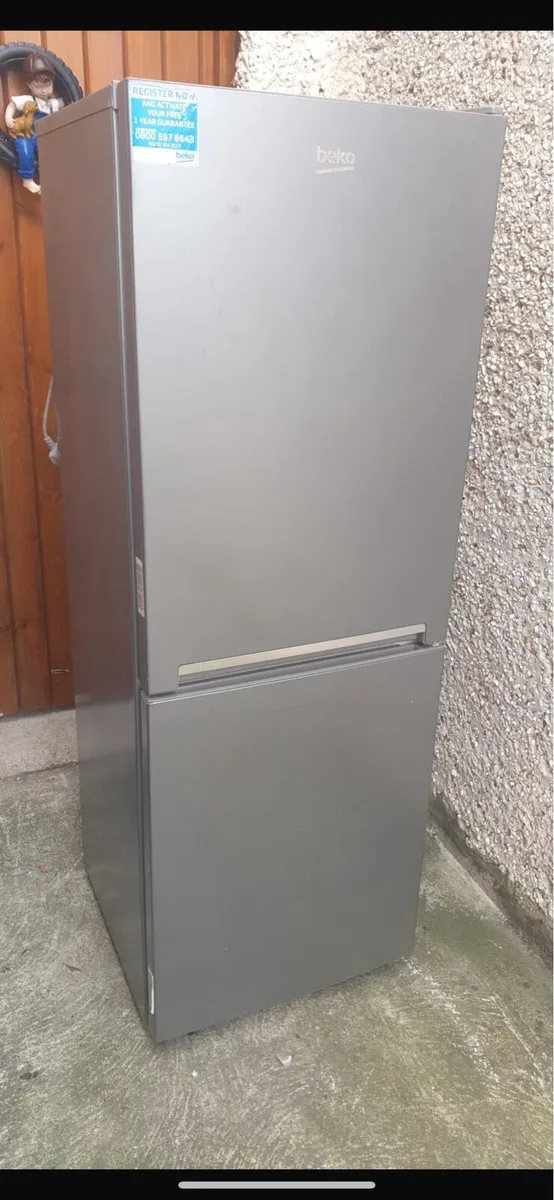 Domestic fridge - Image 1