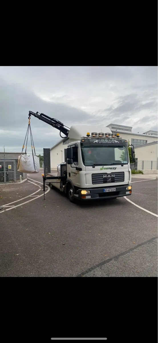 Top soil delivered 1 tonne bags - Image 1