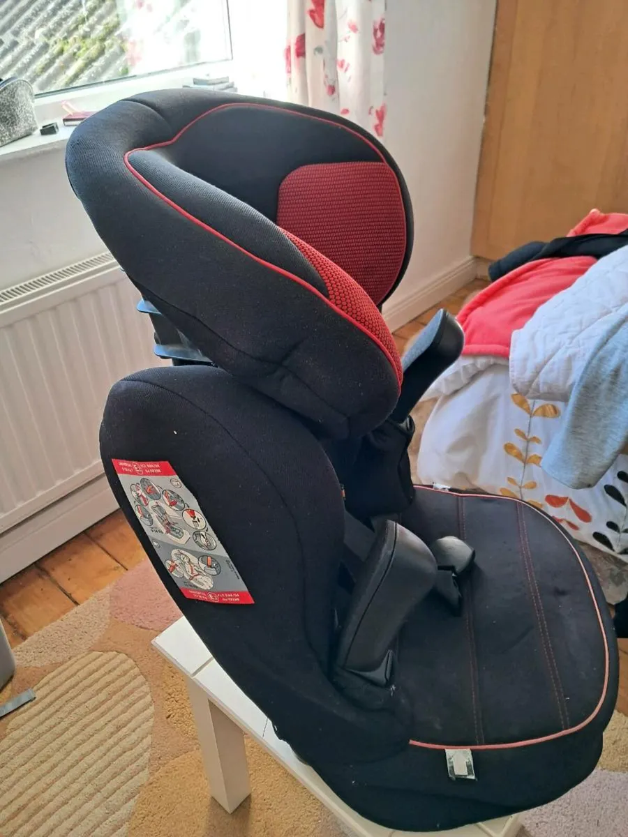 Child car Seat - Image 2