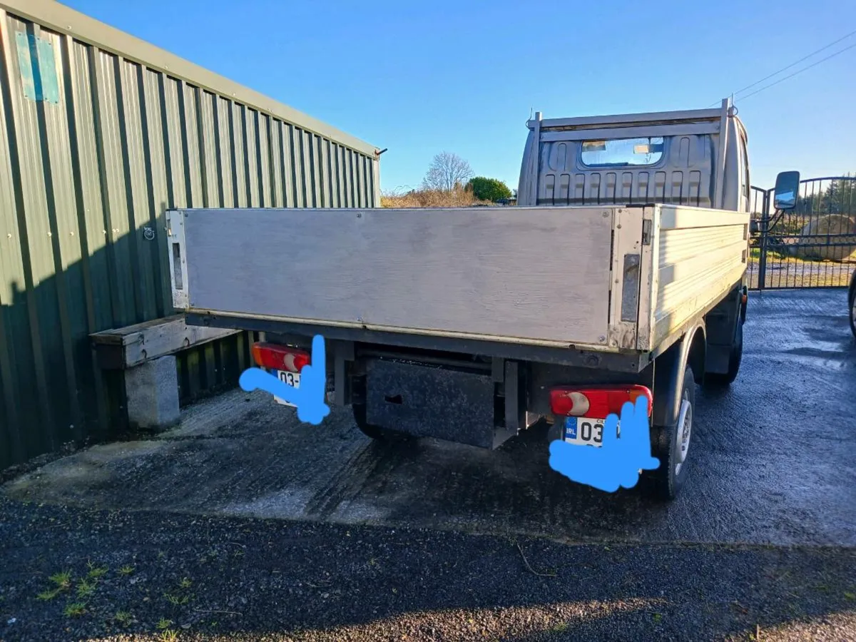 03 Nissan Cabstar Tippertn - Image 4