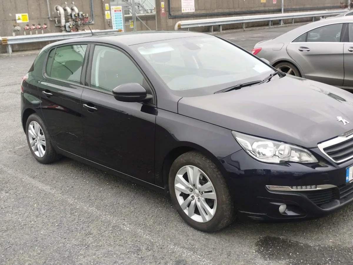 Peugeot 308 - Image 2