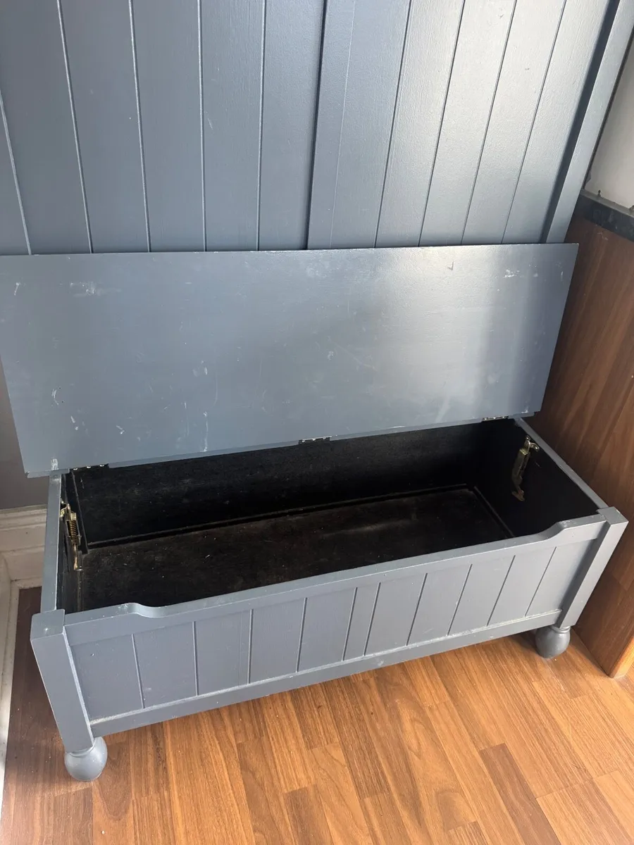 Grey Hallway Bench with Storage & Coat Hooks - Image 3