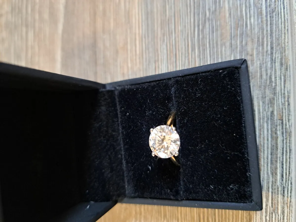 Diamond ring - Image 2