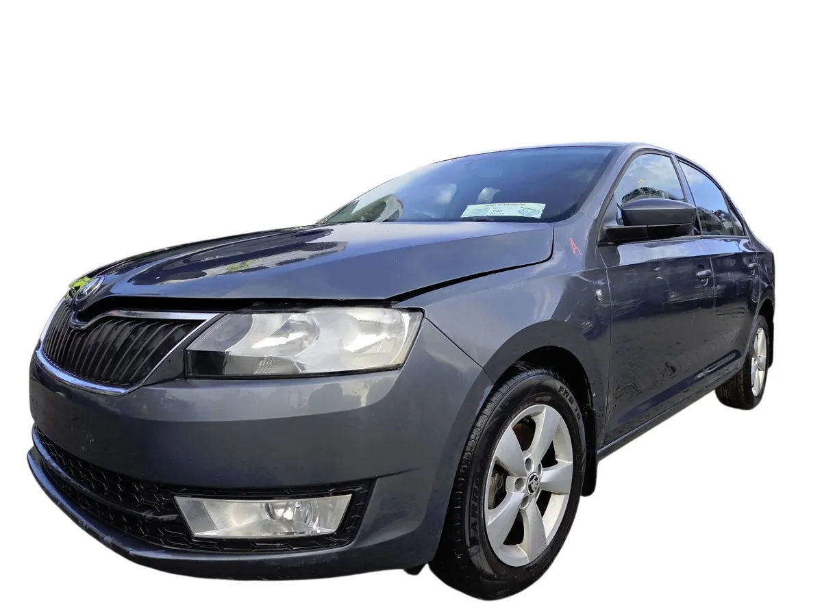 2014 SKODA RAPID For Breaking/Dismantling - Image 4