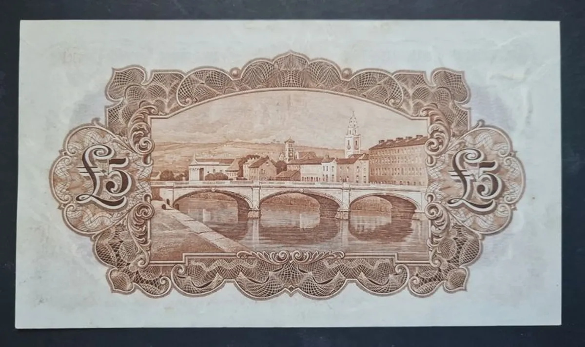 Ireland 1938 Currency Commission 5 Pound Hibernian Bank Limited Ploughman - Image 3
