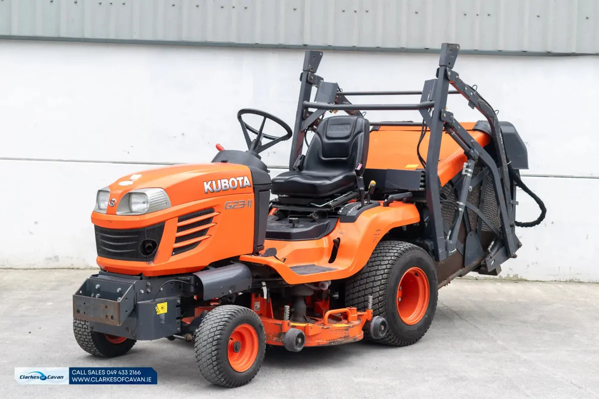 Used 2016 Kubota G23 HD Lawnmower - Image 1
