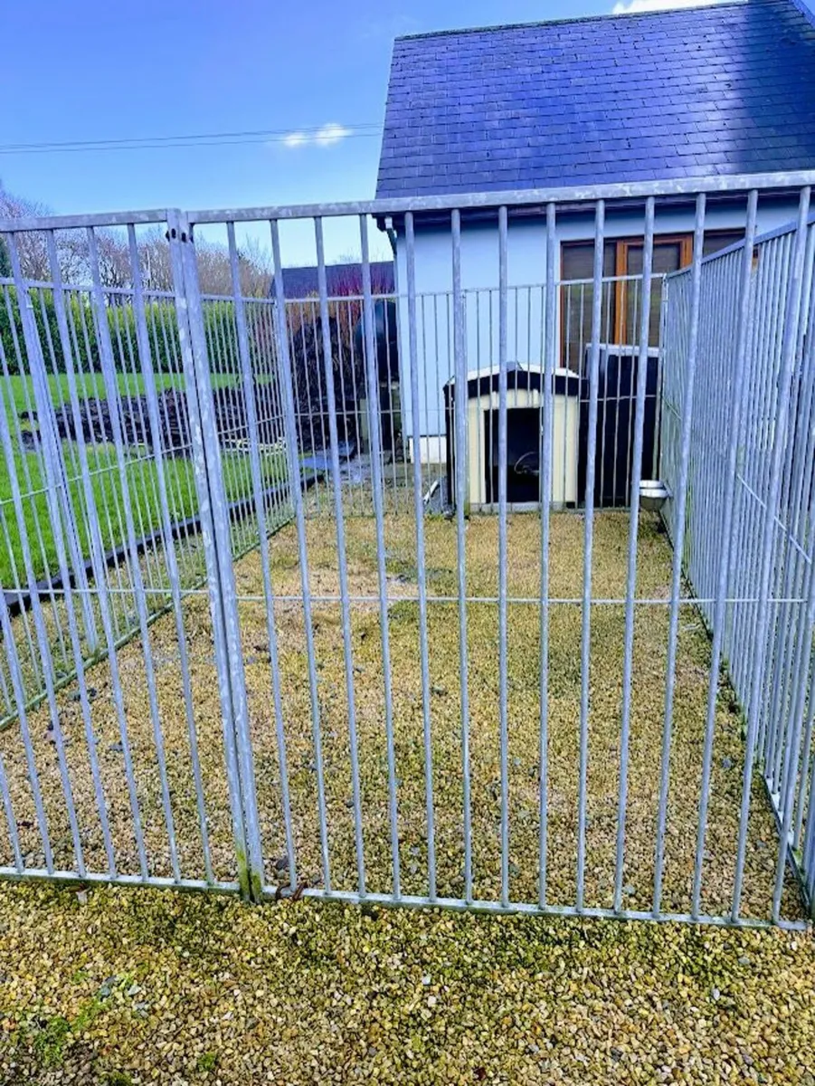 Large Dog Run and Kennel/Dog house - Image 3