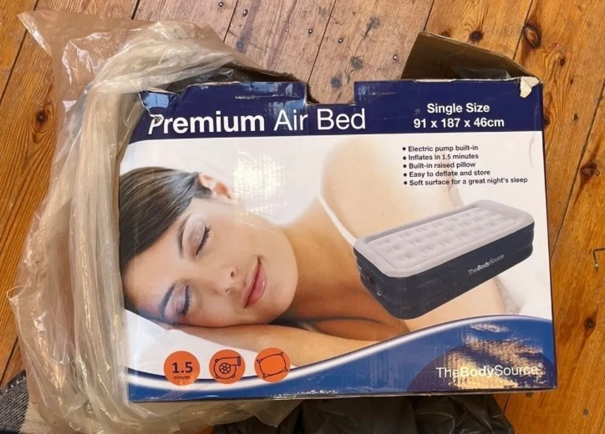 Inflatable beds LIKE NEW - Image 3