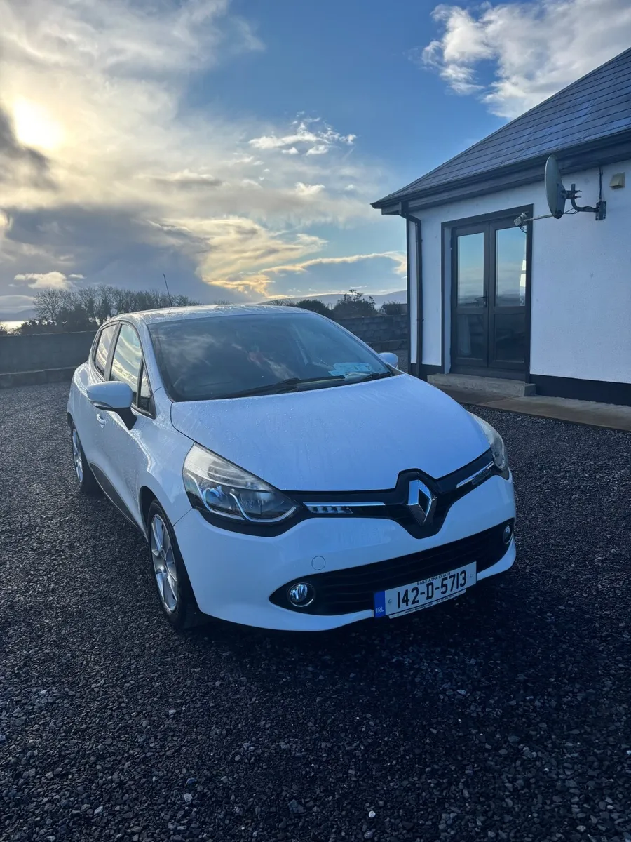 Renault Clio 2014 - Image 1