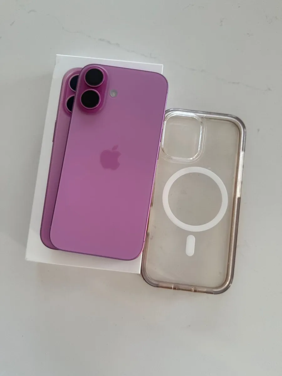 iPhone 16 - Image 1